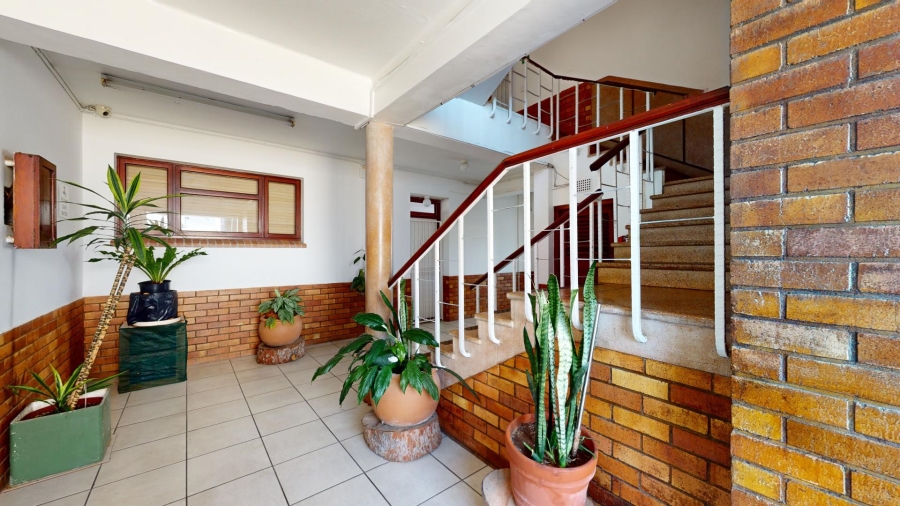 2 Bedroom Property for Sale in Summerstrand Eastern Cape